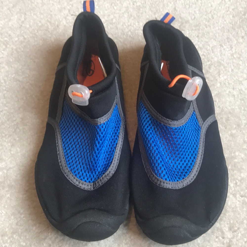 Champion water shoes